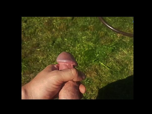 ❤️ Hot hottie fisting her pink pussy and cumming with a squirt in the summer garden Porno at en-gb.sexuria-net.ru ❌️